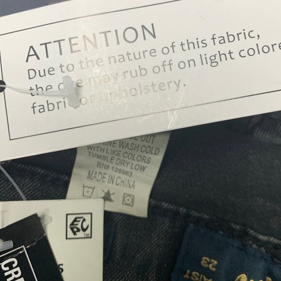 New Indigo Rein Juniors Size 0 Curvy High Rise Crop Distress Recycle Denim Jeans - Picture 6 of 6